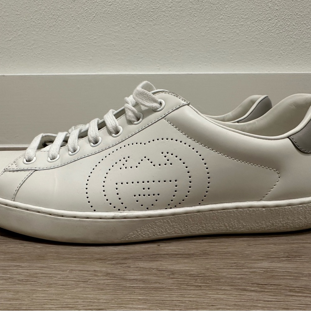 Gucci shoes size 9.5
